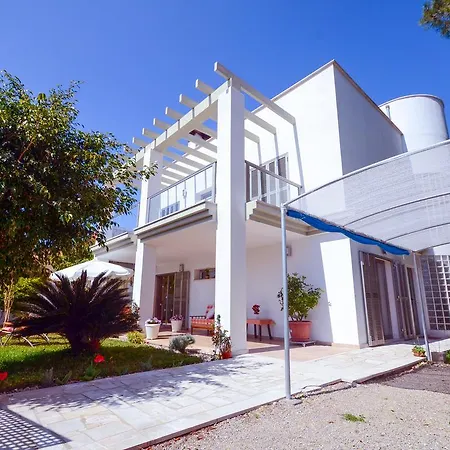 Ca Na Botigueta Holiday home *